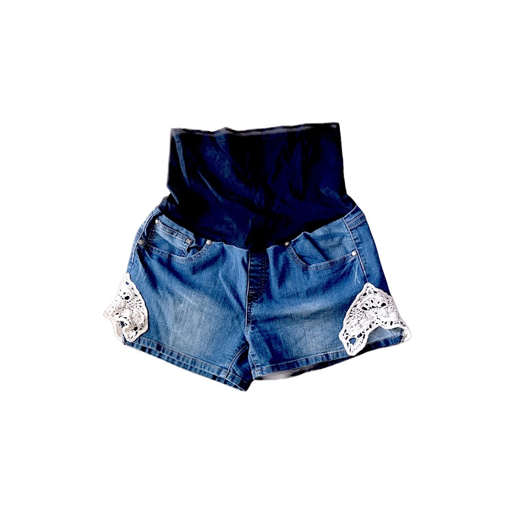 Maternity shorts with belly support.